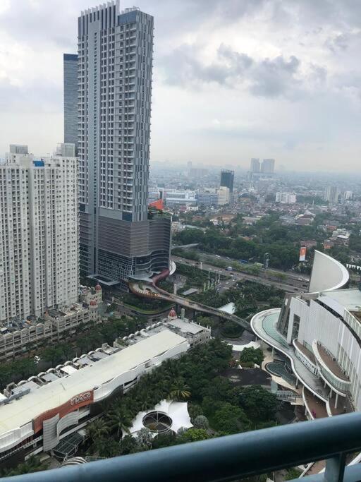 Central Park Residences Jakarta Exterior photo