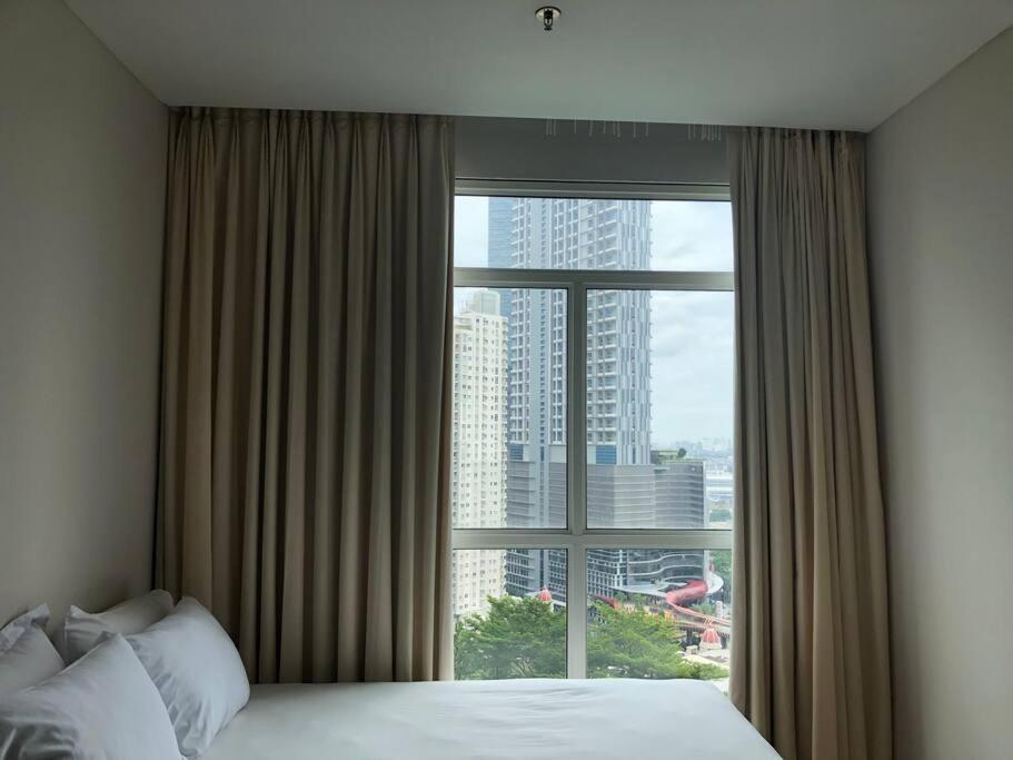 Central Park Residences Jakarta Exterior photo