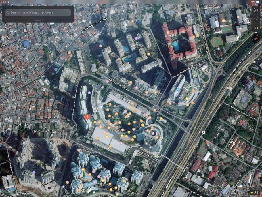 Central Park Residences Jakarta Exterior photo